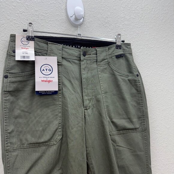 Wrangler All Terrain Gear Green Sierra Slim Mid Rise Pants Womens sz 12 Tall NEW - Picture 2 of 9